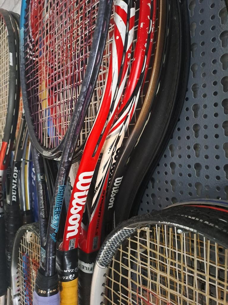 Diverse Wilson rackets, Sport en Fitness, Tennis, Gebruikt, Racket, Wilson, L3, Ophalen of Verzenden