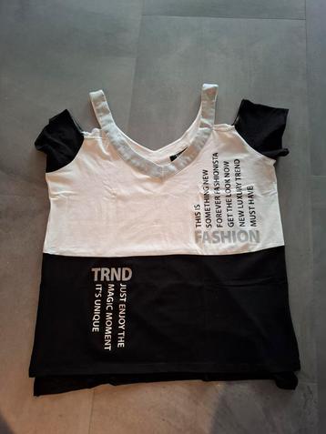 Super leuke top van Tuzzi in maat 42/44 beschikbaar voor biedingen