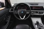 BMW 3 Serie Touring 330i Executive Automaat / Sportstoelen /, Auto's, BMW, Te koop, Zilver of Grijs, Benzine, Airconditioning