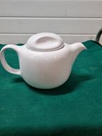 Theepot wit porselein, Huis en Inrichting, Keuken | Servies, Ophalen of Verzenden, 'T Olde Gre-j, Info@toldegrej.nl, Endepoelstraat 20f Didam