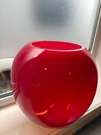 Rode bol vaas groot glas, Huis en Inrichting, Ophalen, Minder dan 50 cm, Rood, Glas