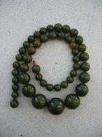 Ketting Bakeliet Kralen End of Day Groentinten Vintage, Ophalen, Overige materialen, Ketting