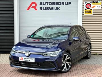 Volkswagen Golf 1.5 eTSI R-Line Pano/HUD/Camera/Blind