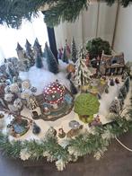 Te koop draaiende kerstboom met Efteling decoratie, Diversen, Kerst, Ophalen of Verzenden, Gebruikt