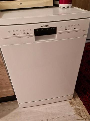 Siemens Vaatwasmachine altijd voor 1 persoon gebruikt  beschikbaar voor biedingen