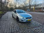 Volvo S60 1.6 T3 2012 Grijs, Voorwielaandrijving, 1596 cc, Zwart, S60