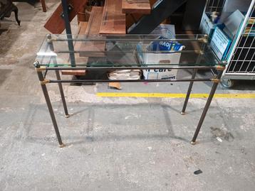 Glazen side table + bijpassende spiegel  beschikbaar voor biedingen