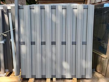 Composiet schutting 180x180cm tuinscherm beschikbaar voor biedingen