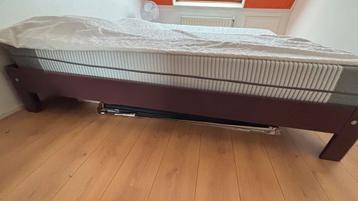 Auping bed, aubergine beschikbaar voor biedingen