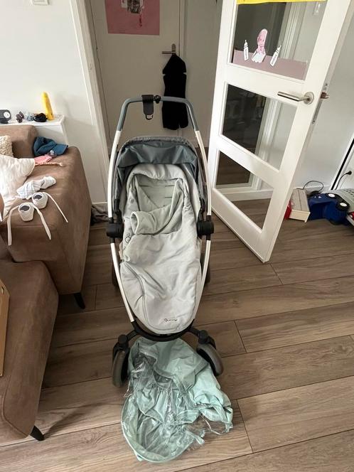 Quinny buggy, mint groen met grijs, Kinderen en Baby's, Buggy's, Gebruikt, Quinny, Regenhoes, Voetenzak, Ophalen
