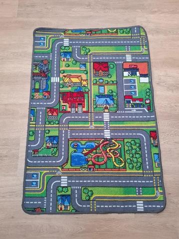 Speelmat 118x79 CM  beschikbaar voor biedingen