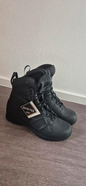Nieuwe Haix Zwarte Leren Schoenen - Verkeerde Maat beschikbaar voor biedingen