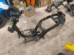Piaggio Zip H2o 2005 frame met brom kenteken, Ophalen, Frame, Piaggio, Zo goed als nieuw