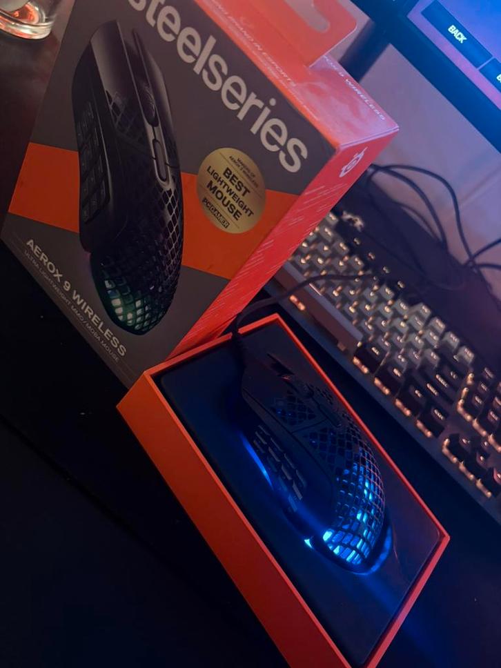 Steelseries Aerox 9, Computers en Software, Muizen, Zo goed als nieuw, Gaming muis, Ophalen of Verzenden