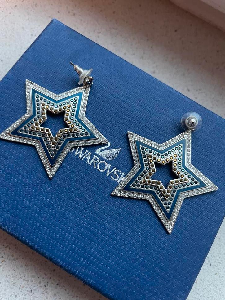 Swarovski Ster Oorbellen Blauw, Sieraden, Tassen en Uiterlijk, Oorbellen, Zo goed als nieuw, Hangers, Overige materialen, Blauw
