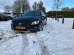 Volvo V60 D3 150pk AUTOMAAT 212000 km  2015 Blauw, Auto's, Beige, 1969 cc, Blauw, USB