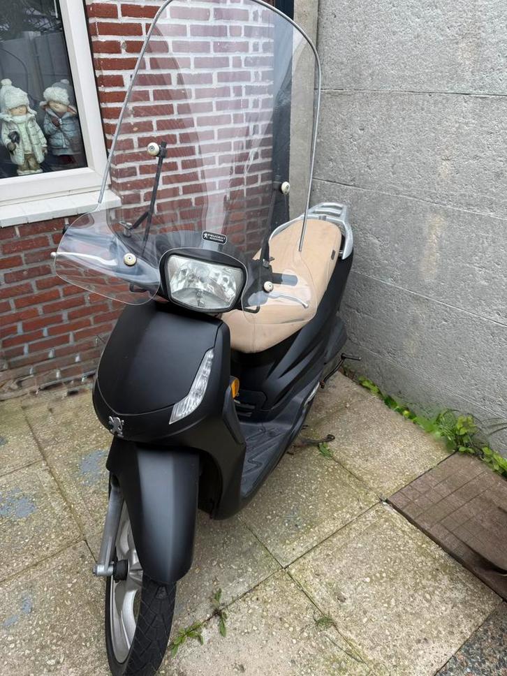 Te koop Peugeot tweet, Fietsen en Brommers, Snorfietsen en Snorscooters, Gebruikt, Peugeot, Benzine, Ophalen