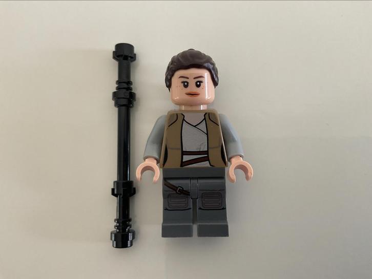 LEGO Star Wars - minifiguur - sw0888 - Rey - Dark Tan Jacket, Kinderen en Baby's, Speelgoed | Duplo en Lego, Zo goed als nieuw