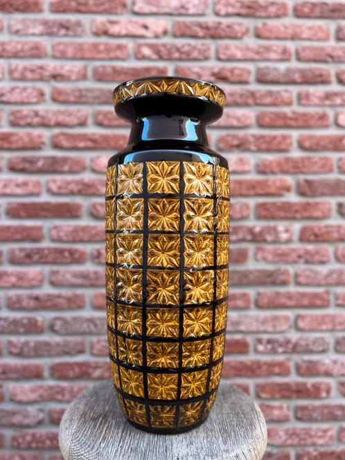 vintage west germany vaas, Huis en Inrichting, Woonaccessoires | Vazen, Zo goed als nieuw, Minder dan 50 cm, Ophalen of Verzenden