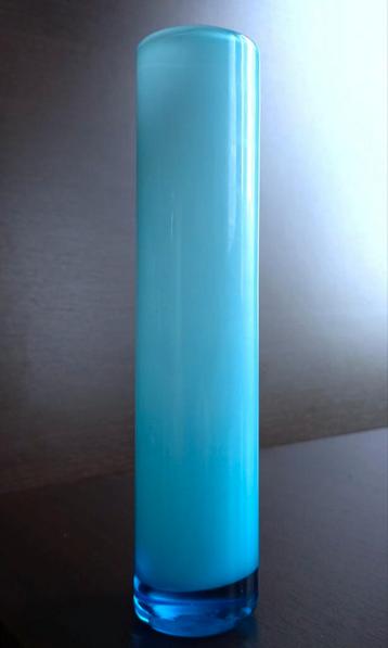 Cylindervaasje,soliflore,doorzichtig/mat petrol Lblauw glas  beschikbaar voor biedingen