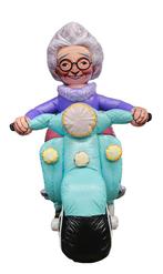 Te koop mooie nieuwe sarah vrouw op scooter 2,50 meter, Ophalen of Verzenden, Nieuw, Verjaardag