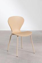 Stapelbare eetkamerstoel SKLUM kleur tarwe nieuw in doos, Huis en Inrichting, Stoelen, Ophalen, Nieuw, Grijs
