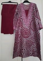 Maat S Roze rood 2 delige indiase Marokkaanse pak geborduurd, Kleding | Dames, Gelegenheidskleding, Ophalen of Verzenden, Nieuw