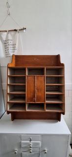 Vintage Frans kruideniers hangkastje, schappen / vakken kast, Huis en Inrichting, Kasten | Wandmeubels, Ophalen of Verzenden, Minder dan 150 cm
