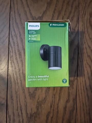 Philips Kylis Wandspot Buiten, nooit gebruikt! beschikbaar voor biedingen