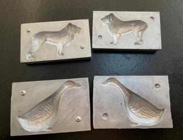 Zeldzame Aluminium Chocoladevormen Gans & Leeuw beschikbaar voor biedingen