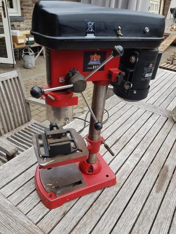 kolomboormachine beschikbaar voor biedingen