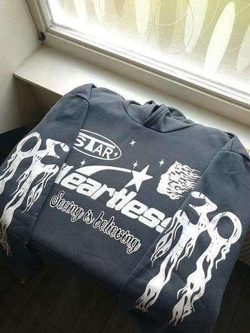 Heartless Hoodie beschikbaar voor biedingen