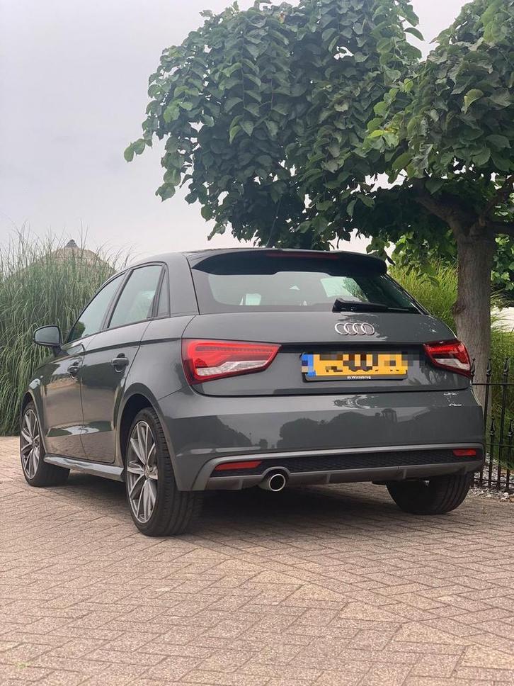 Audi A1 1.0 Tfsi 95pk 2018 Grijs, Auto's, Audi, A1, ABS, Adaptive Cruise Control, Airbags, Airconditioning, Alarm, Bluetooth, Boordcomputer