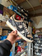 Nike Sb Dunk Low Travis Scott 44, Kleding | Heren, Schoenen, Ophalen of Verzenden, Nieuw, Overige kleuren, Sneakers of Gympen