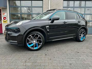 Lynk & Co 01 1.5 PLUG IN HYBRID | ZWARTE HEMEL | 360 CAMERA  beschikbaar voor biedingen
