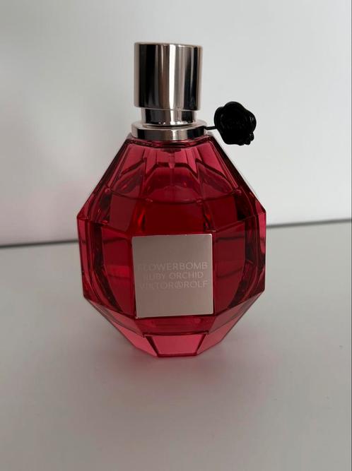 Viktor & Rolf flowerbomb Ruby Orchid 100ml, Sieraden, Tassen en Uiterlijk, Uiterlijk | Parfum, Zo goed als nieuw, Verzenden