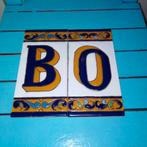 Spaanse keramische letter tegels letter B en letter O, Ophalen, Gebruikt