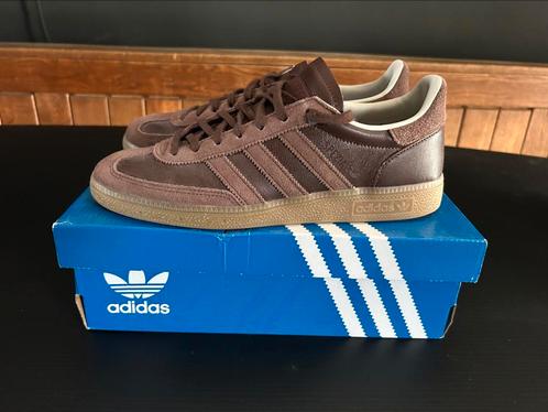 Adidas Handball Spezial Bruin 42 2/3 Nieuwstaat bruin, Kleding | Heren, Schoenen, Zo goed als nieuw, Sneakers of Gympen, Bruin