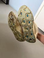 Yeezy 700 V3 - Maat 44 - Gedragen, Kleding | Heren, Schoenen, Ophalen, Gedragen, Overige kleuren, Sneakers of Gympen