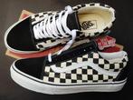 EU44 Vans Old Skool Checkerboard black, Nieuw, Ophalen of Verzenden, Sneakers of Gympen, Zwart