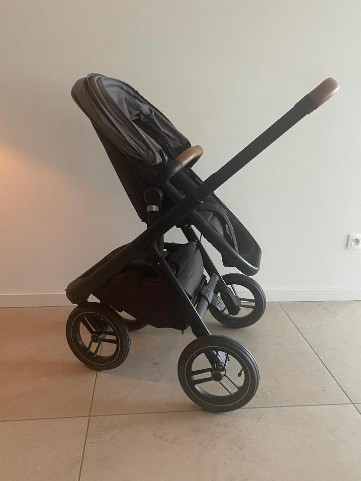 Dubatti kinderwagen, Kinderen en Baby's, Kinderwagens en Combinaties, Overige merken, Luchtbanden, Ophalen