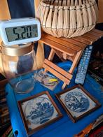 Tegel  klokje  mandje  klaptafeltje  opruiming no 6 van alle, Ophalen of Verzenden