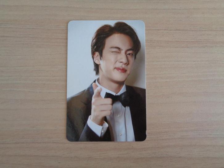 BTS Jin the Fact 2021 photocard, Verzamelen, Muziek, Artiesten en Beroemdheden, Zo goed als nieuw, Foto of Kaart, Ophalen of Verzenden