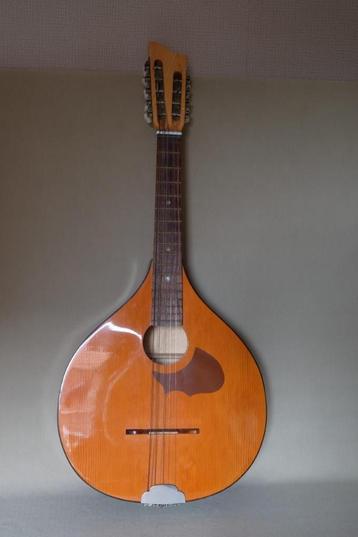 Mandoline vintage  in mooie staat beschikbaar voor biedingen