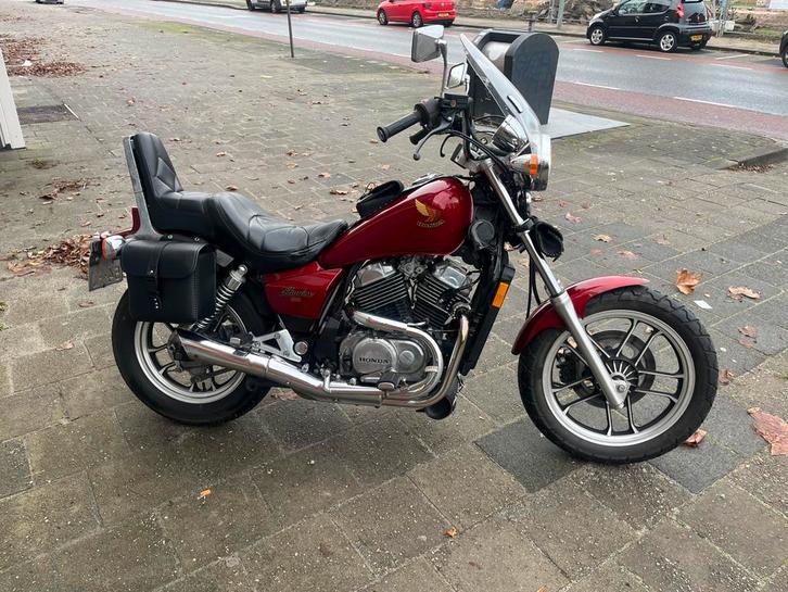 Honda shadow 500, Motoren, Motoren | Honda, Particulier, Chopper, meer dan 35 kW, Motorrijbewijs A, Cardan-aandrijving, Ophalen