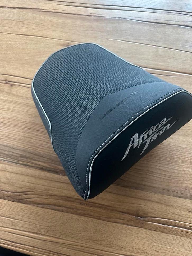 Bagster Zadel Africa Twin 1000cc - Comfortabel!, Motoren, Onderdelen | Overige, Gebruikt, Ophalen of Verzenden