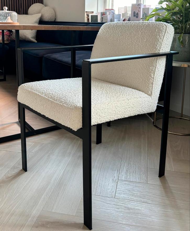 3x Saffie Bouclé Eetkamerstoel Wit - Rotterdam, Antiek en Kunst, Antiek | Meubels | Stoelen en Banken, Ophalen