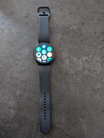 Samsung Galaxy Watch 6 44mm beschikbaar voor biedingen