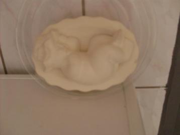 10x13cm stenen Baby wand beeldje beschikbaar voor biedingen