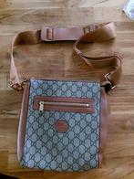 Mooie gucci tas, Sieraden, Tassen en Uiterlijk, Tassen | Damestassen, Ophalen of Verzenden, Zo goed als nieuw, Zwart, Schoudertasje